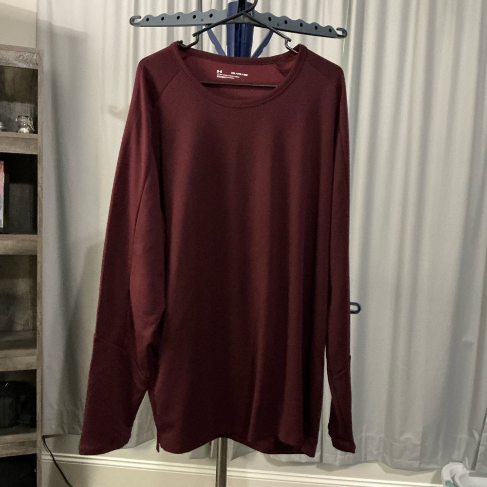 Under Armor Men’s Maroon Long Sleeve Top